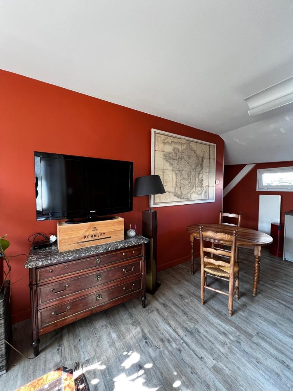 Le Clos Des Moulins 2 Rue Des Cotes De L'Hery No Rue Porte D'En Bas هاوتفيليرز المظهر الخارجي الصورة